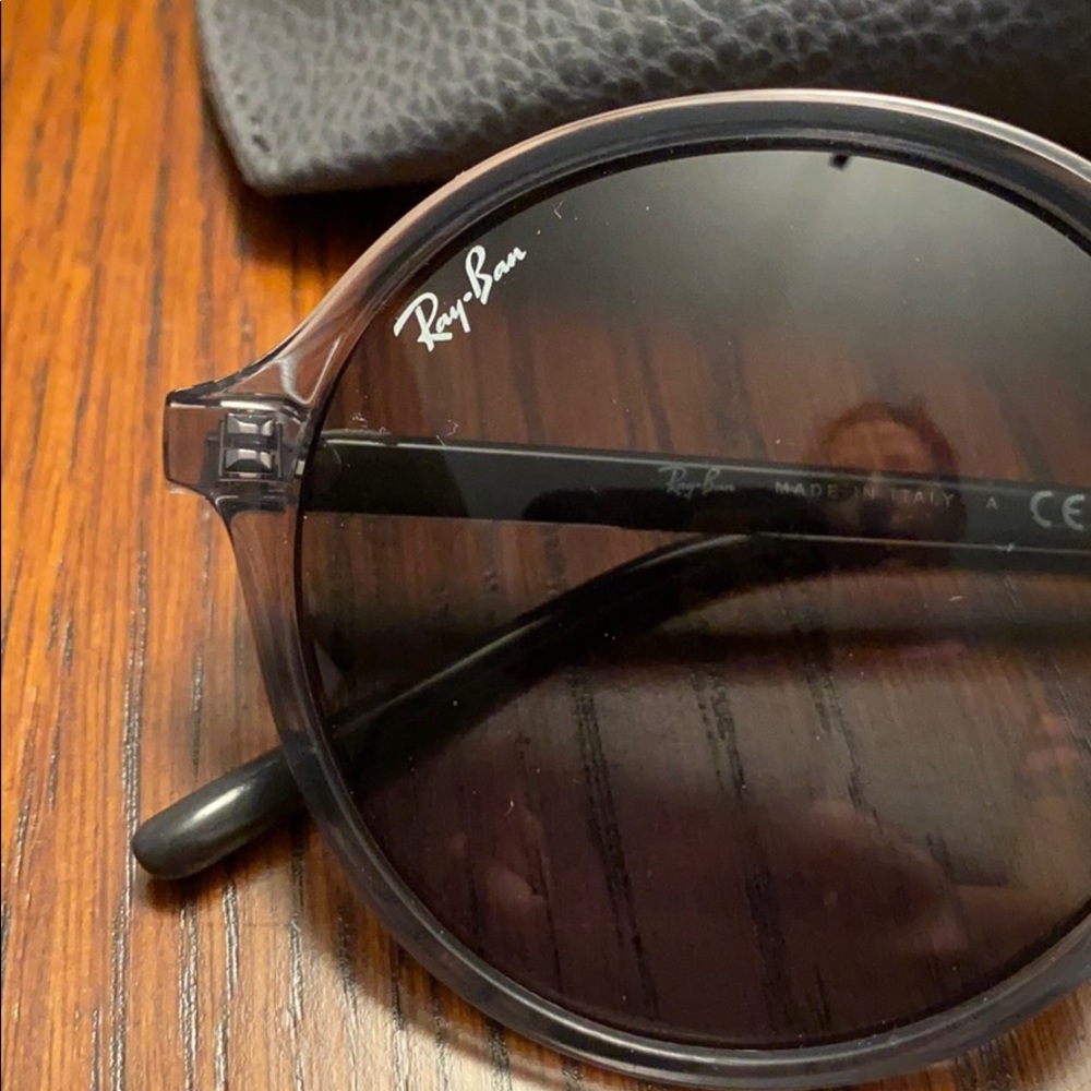 Ray Ban Sunglasses - Picture 2 of 6